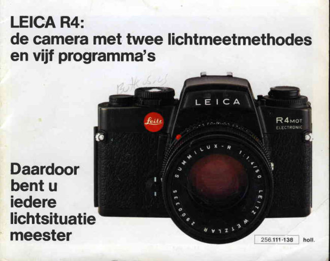 LEICA R4 de camera met twee lichtmeetmethodes en vijf programma's manual cover