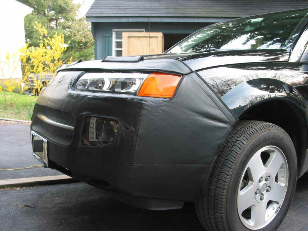 2004 Saturn Vue front bra