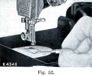 Singer 221K Featherweight (black) illustration