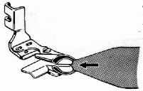 Singer 221K Featherweight (white) illustration