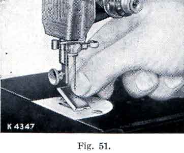 Singer 221K Featherweight (black) illustration
